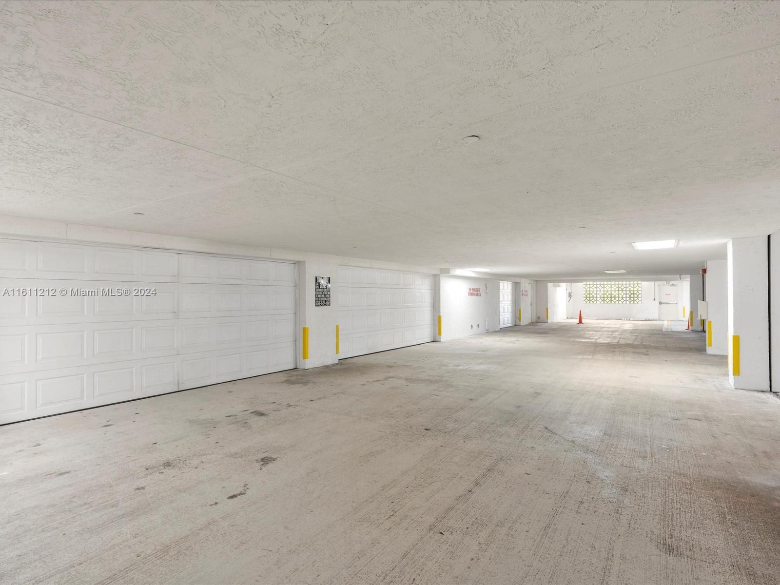 OCEANIA V CONDO - Residential