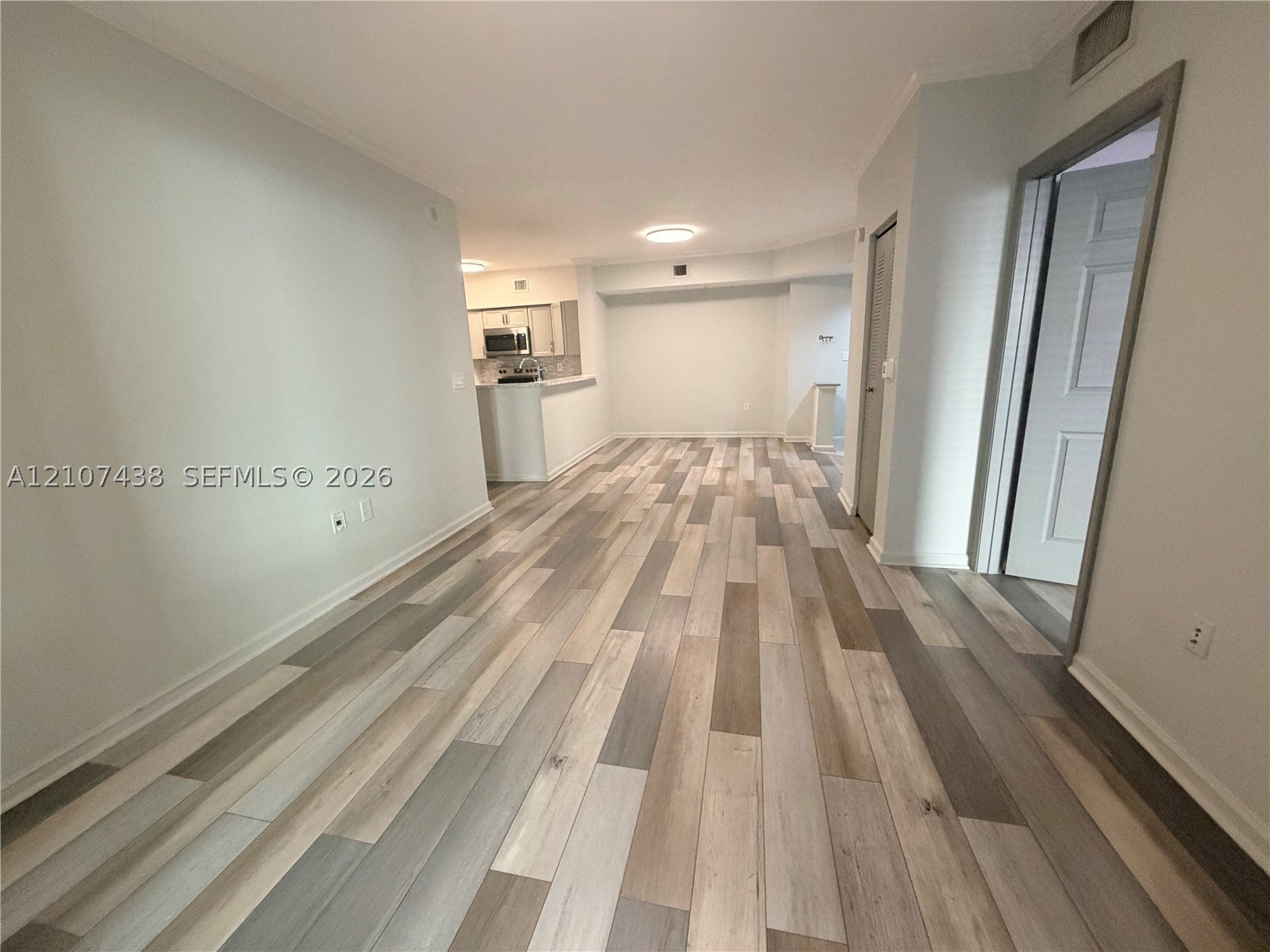 17100 N Bay Rd 1214