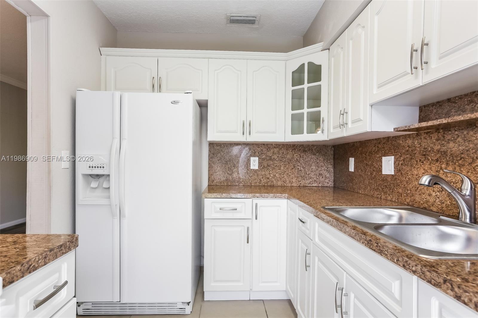 FLEEMAN HEIGHTS - Residential Lease