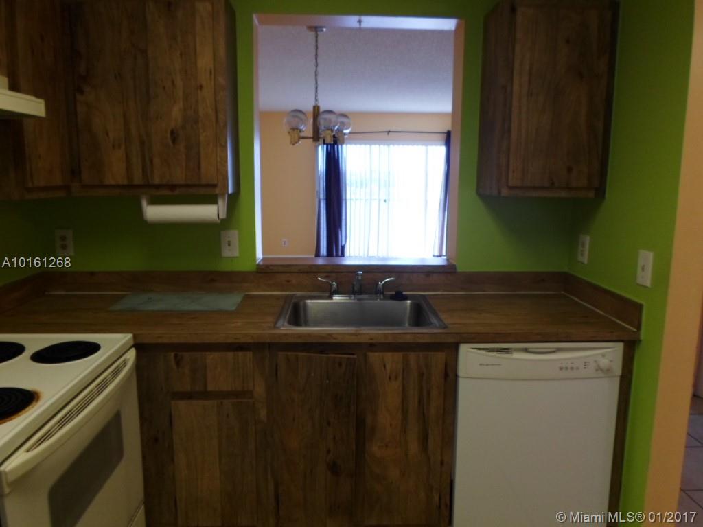 Lakeshore At University P - Residential Lease