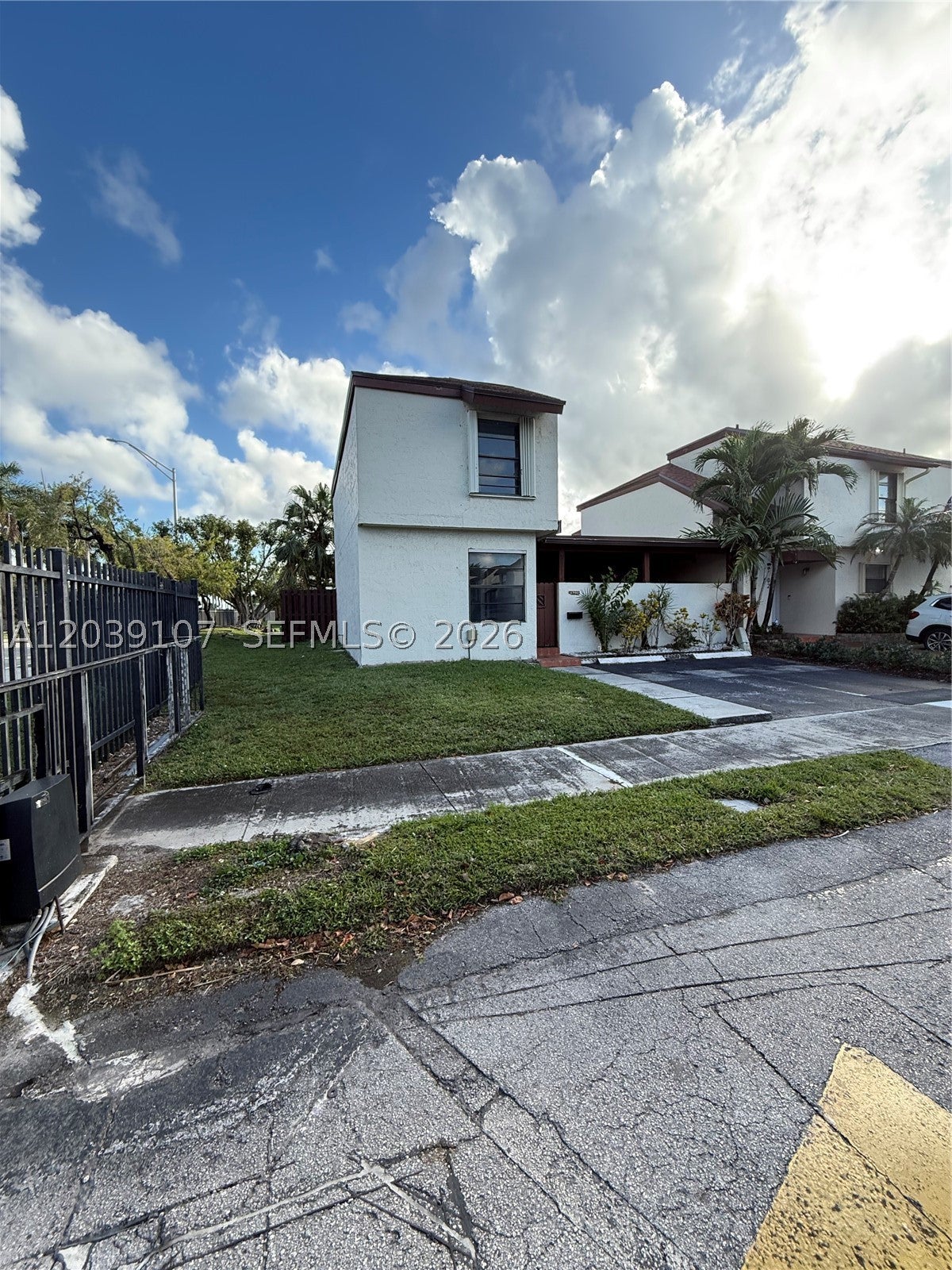 9700 NW 6th Ln 9700
