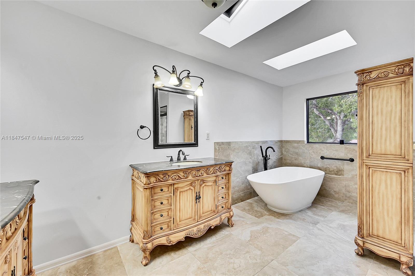 CORAL SPRINGS UNIVERSITY - Residential