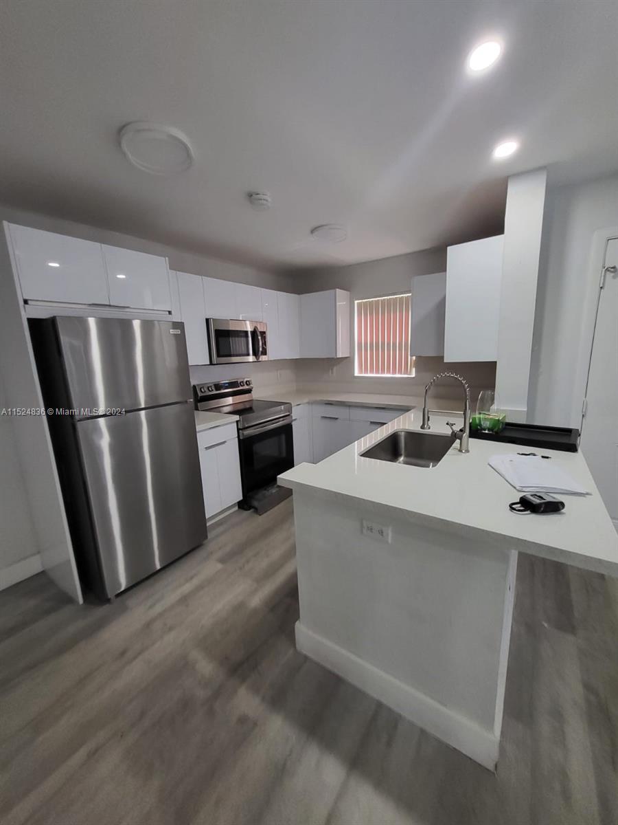 PRESERVE AT AVERY LAKES - Residential Lease