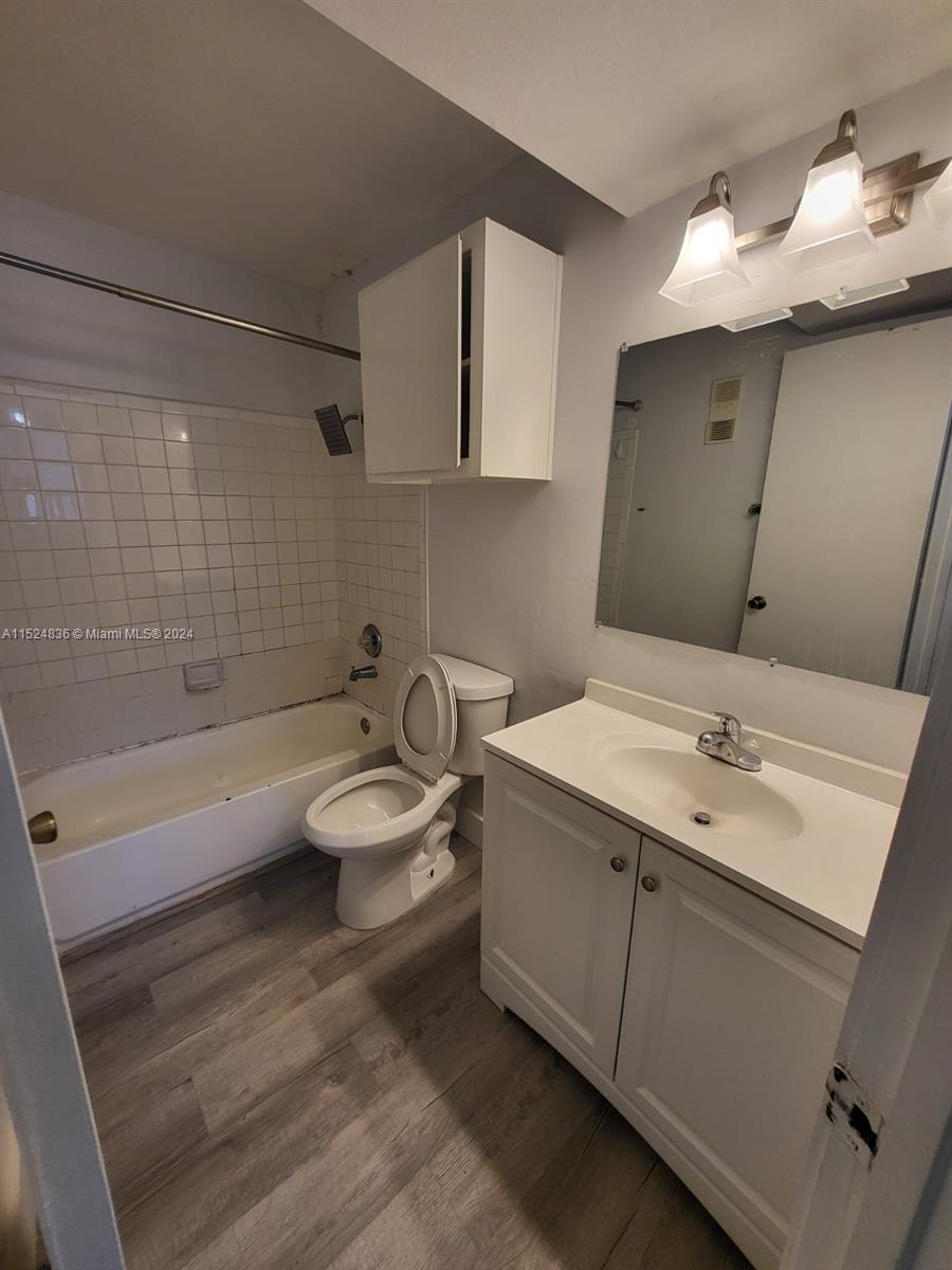 PRESERVE AT AVERY LAKES - Residential Lease
