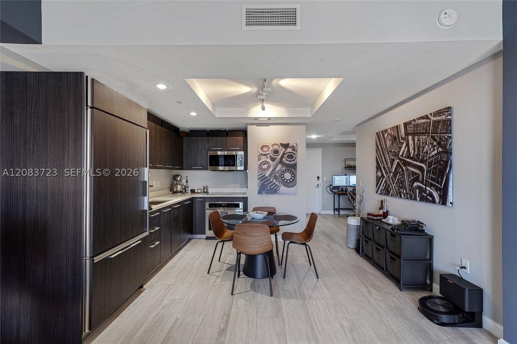 45 SW 9th St 3405