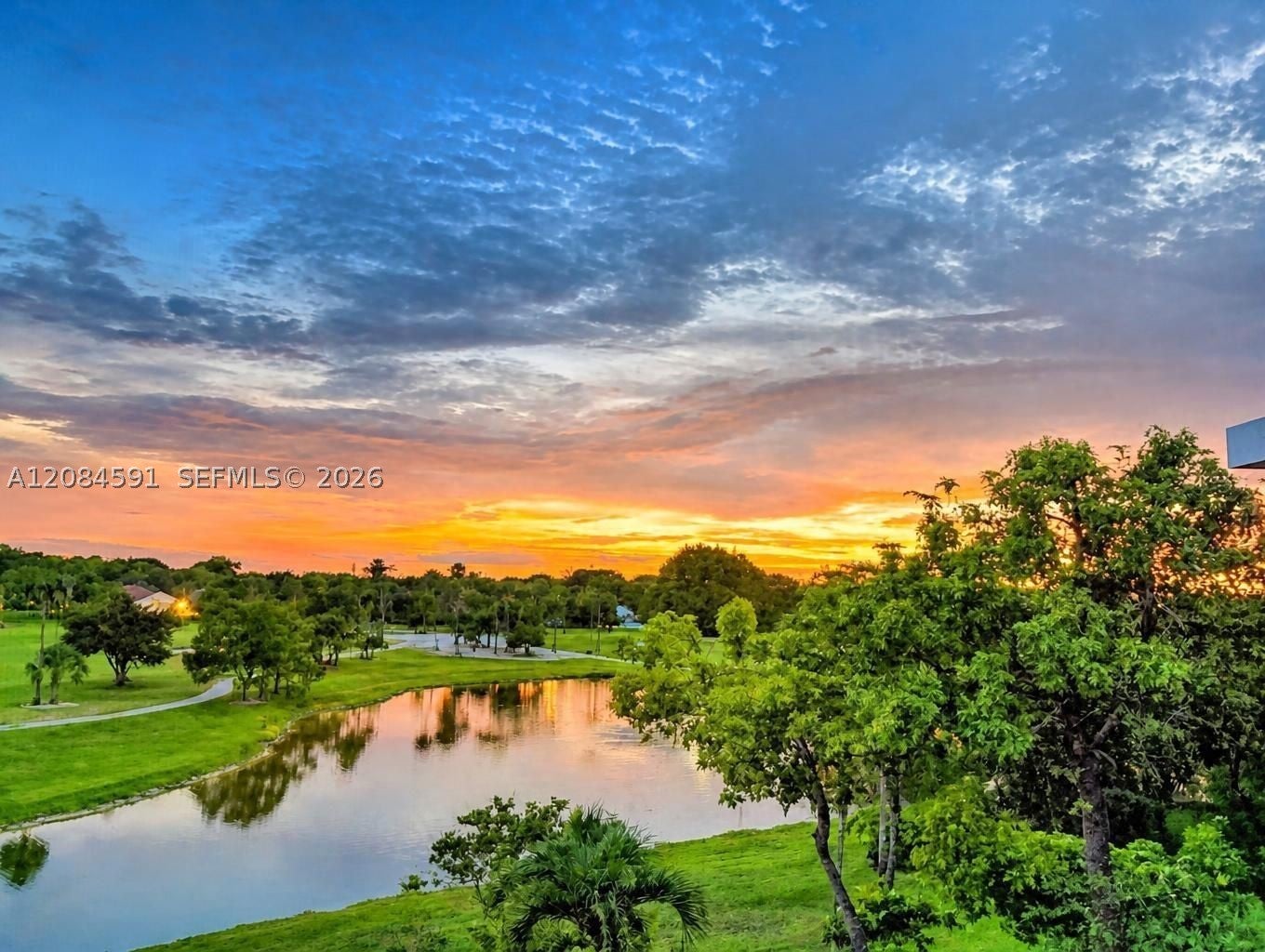 3980 Oaks Clubhouse Dr