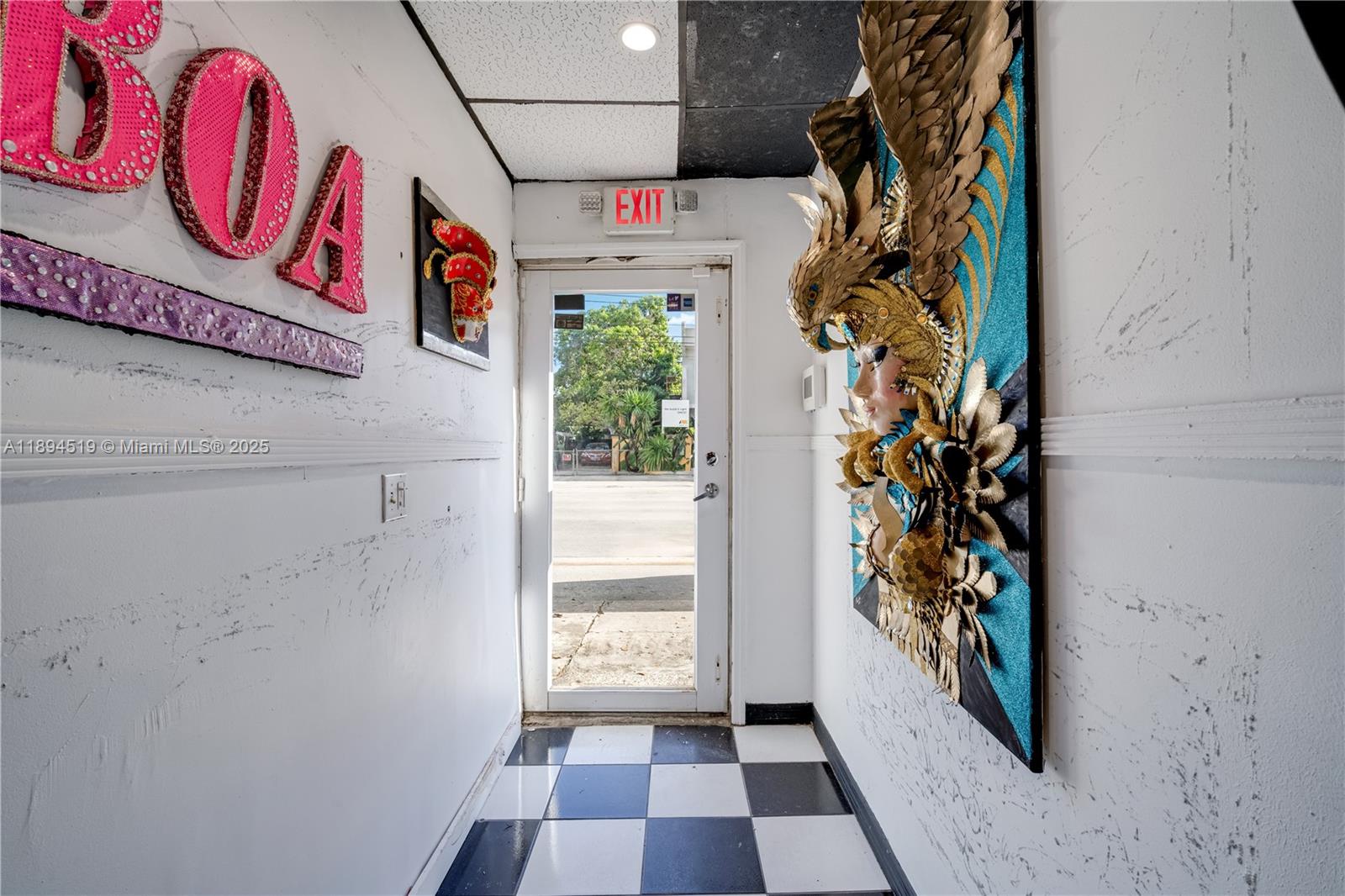1121 NW 29th St