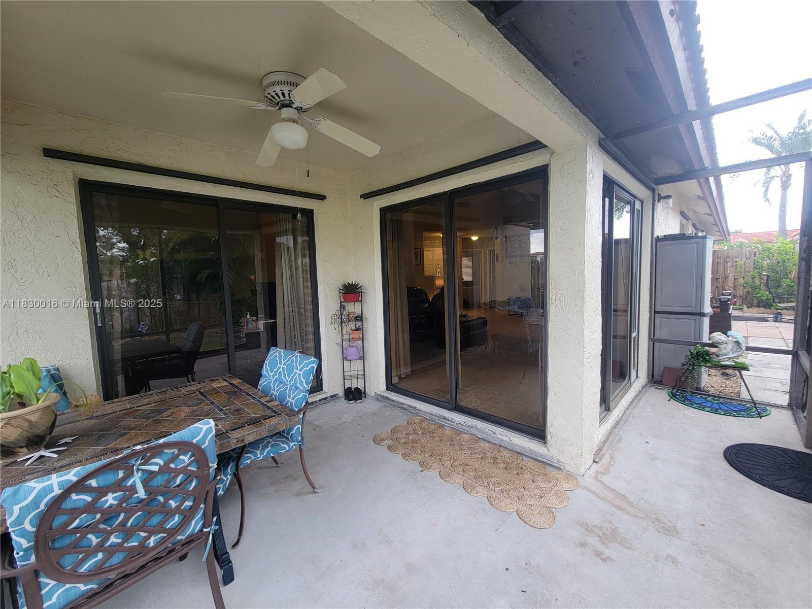 PEMBROKE LAKES SOUTH - Residential