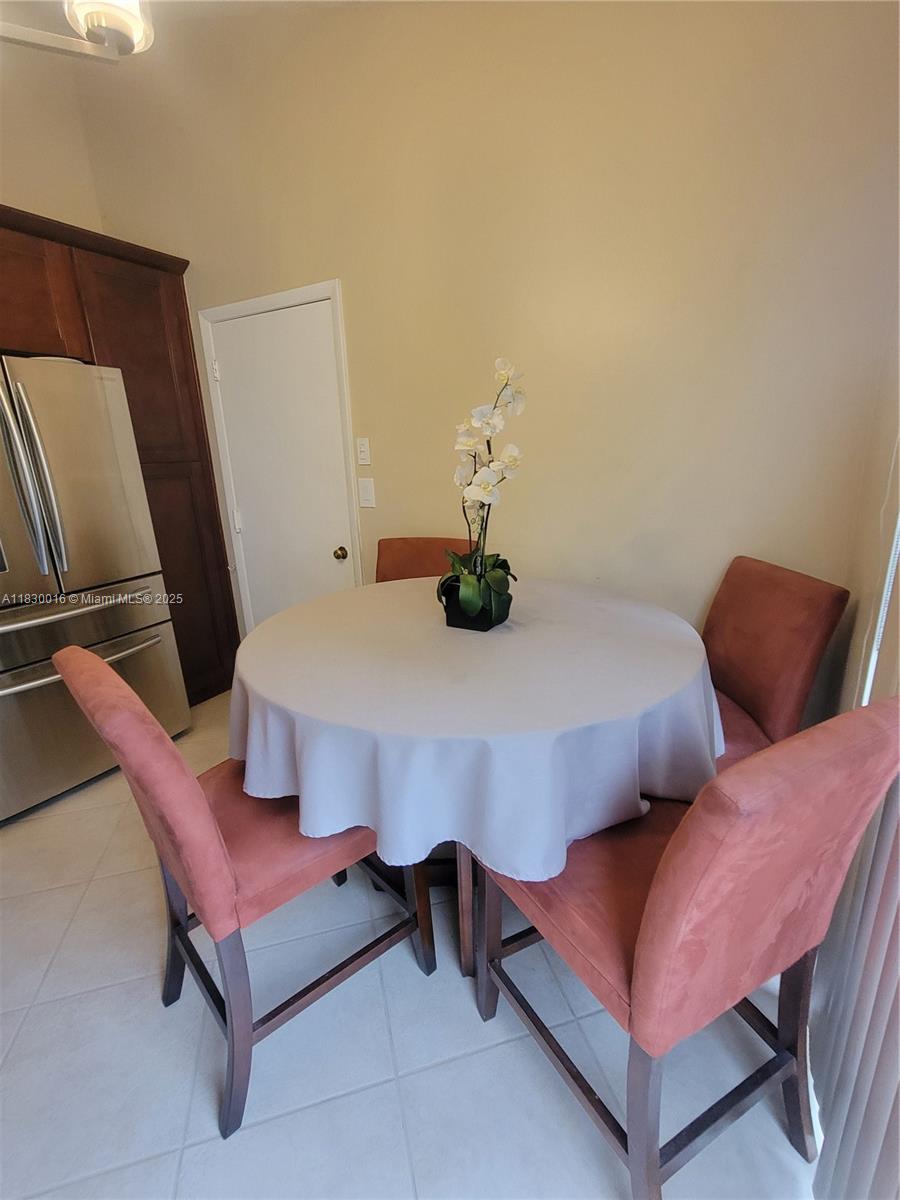 PEMBROKE LAKES SOUTH - Residential