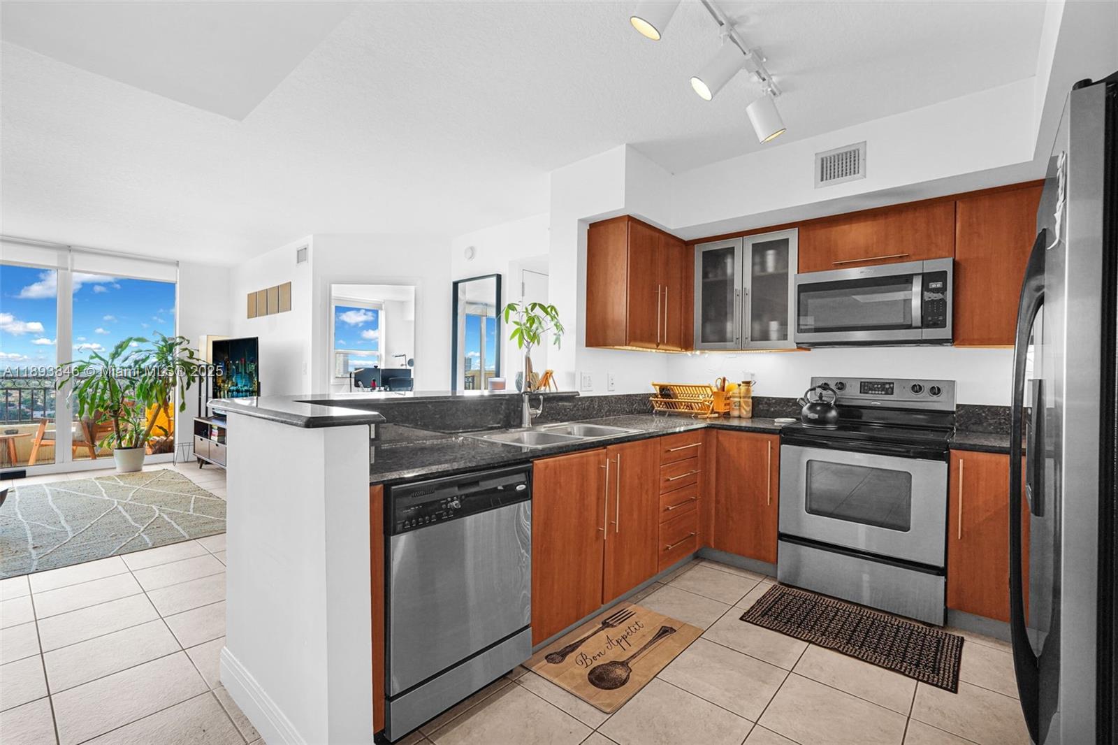 GABLES MARQUIS CONDO - Residential Lease