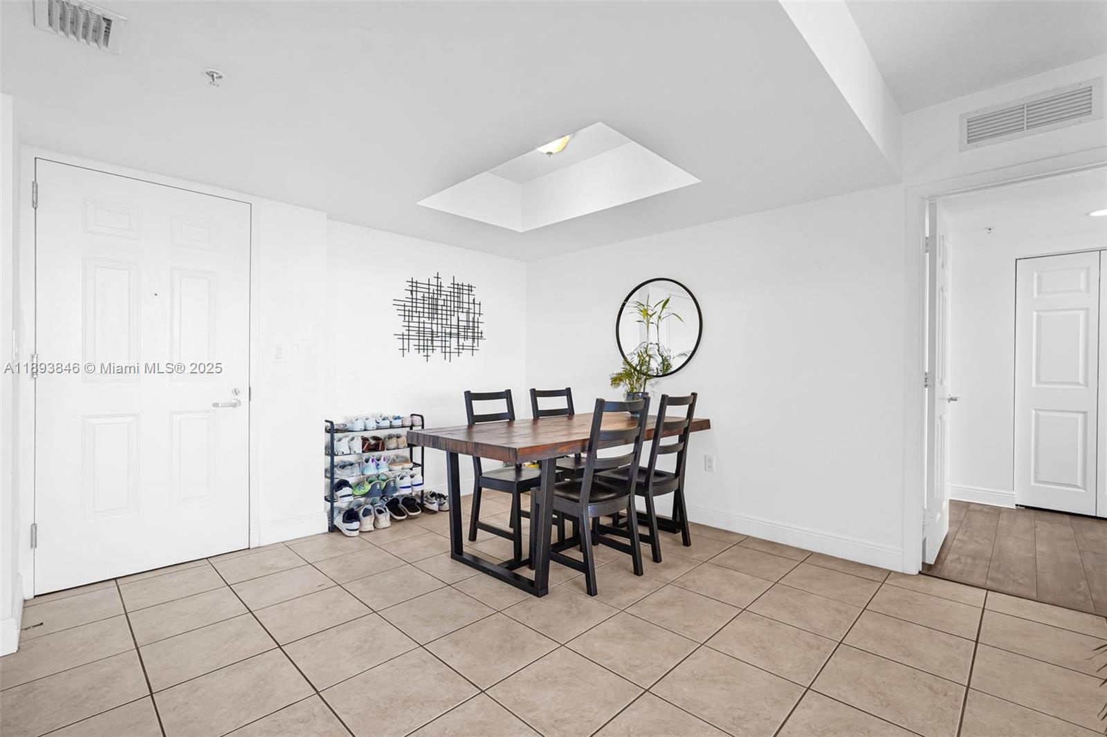 GABLES MARQUIS CONDO - Residential Lease