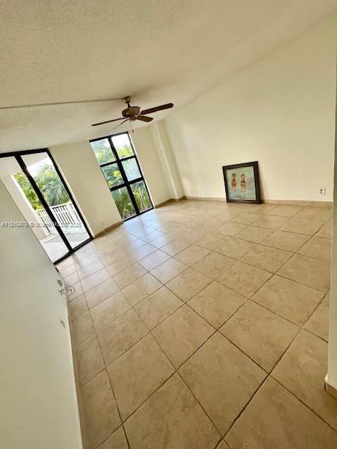 TOWERS OF QUAYSIDE CONDO - Residential