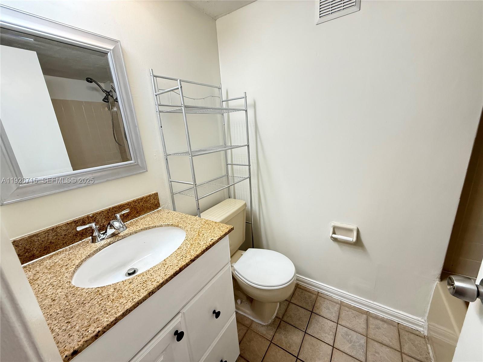 SPRINGS PARK EAST CONDO - Residential Lease