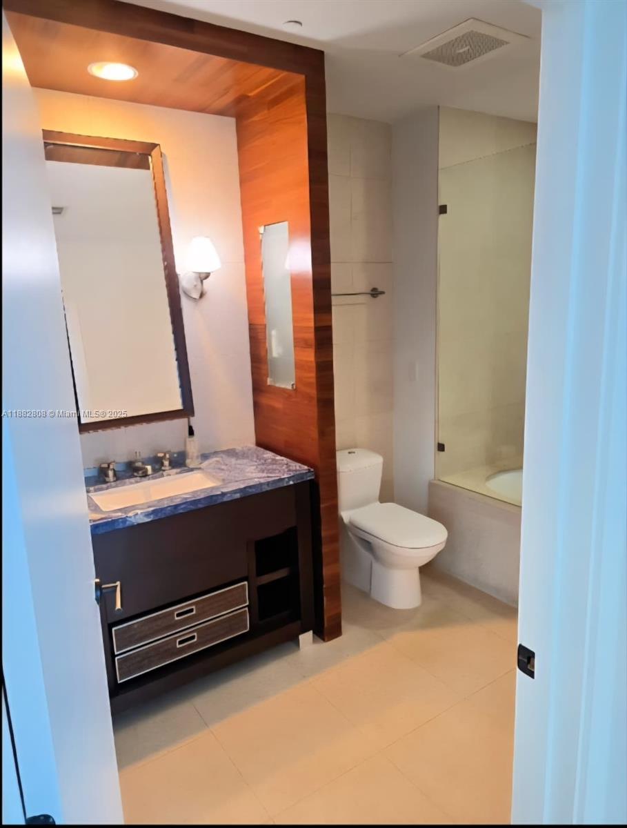 SOUTH CARILLON BEACH COND - Residential Lease