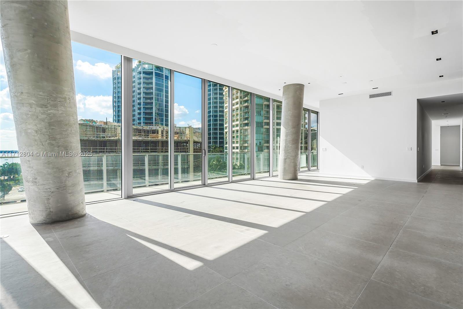 2675 S Bayshore Dr 602S