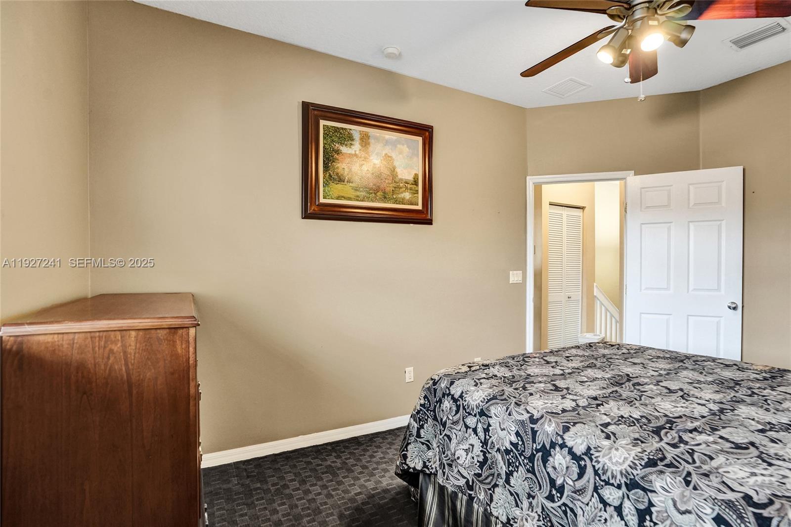 VILLAS AT HARBOR ISLES CON - Residential