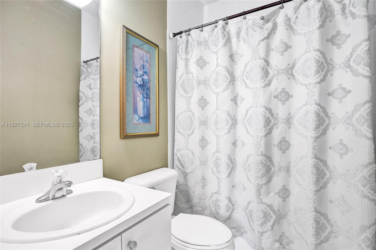 VILLAS AT HARBOR ISLES CON - Residential