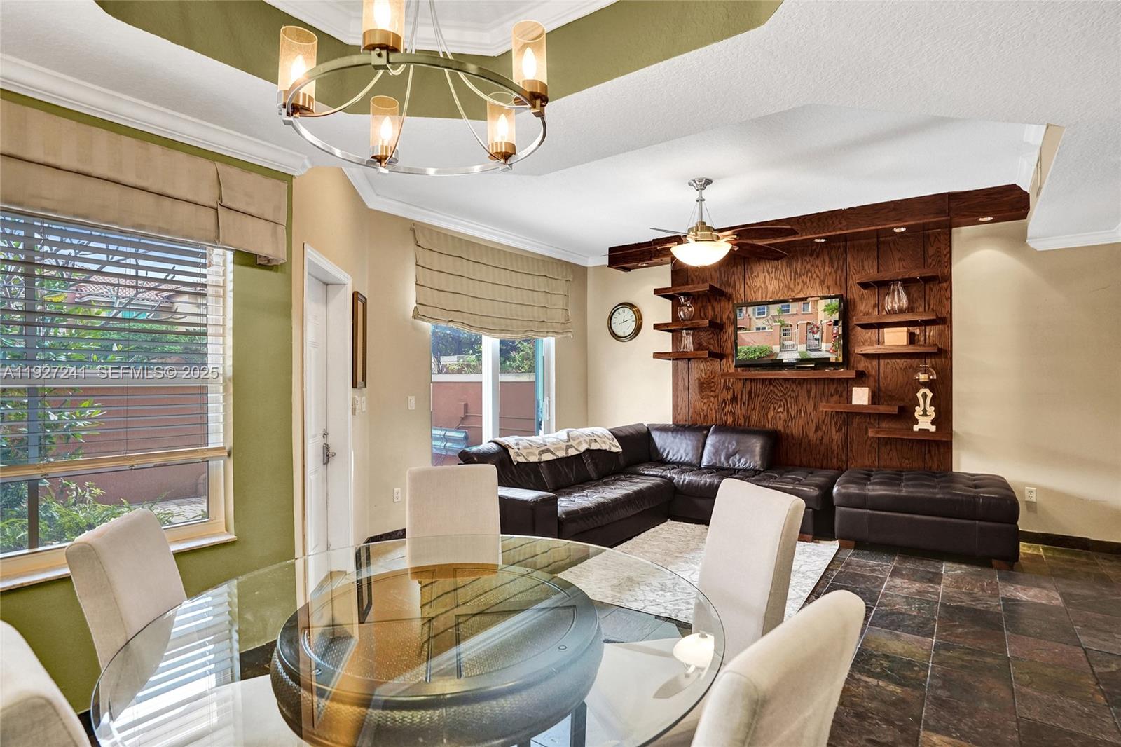 VILLAS AT HARBOR ISLES CON - Residential