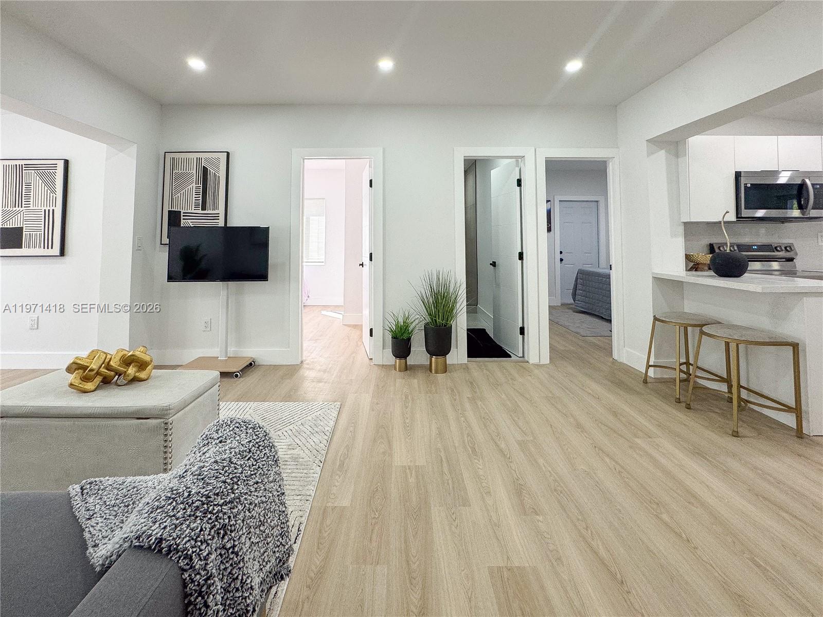 MIDWAY PARK - Residential