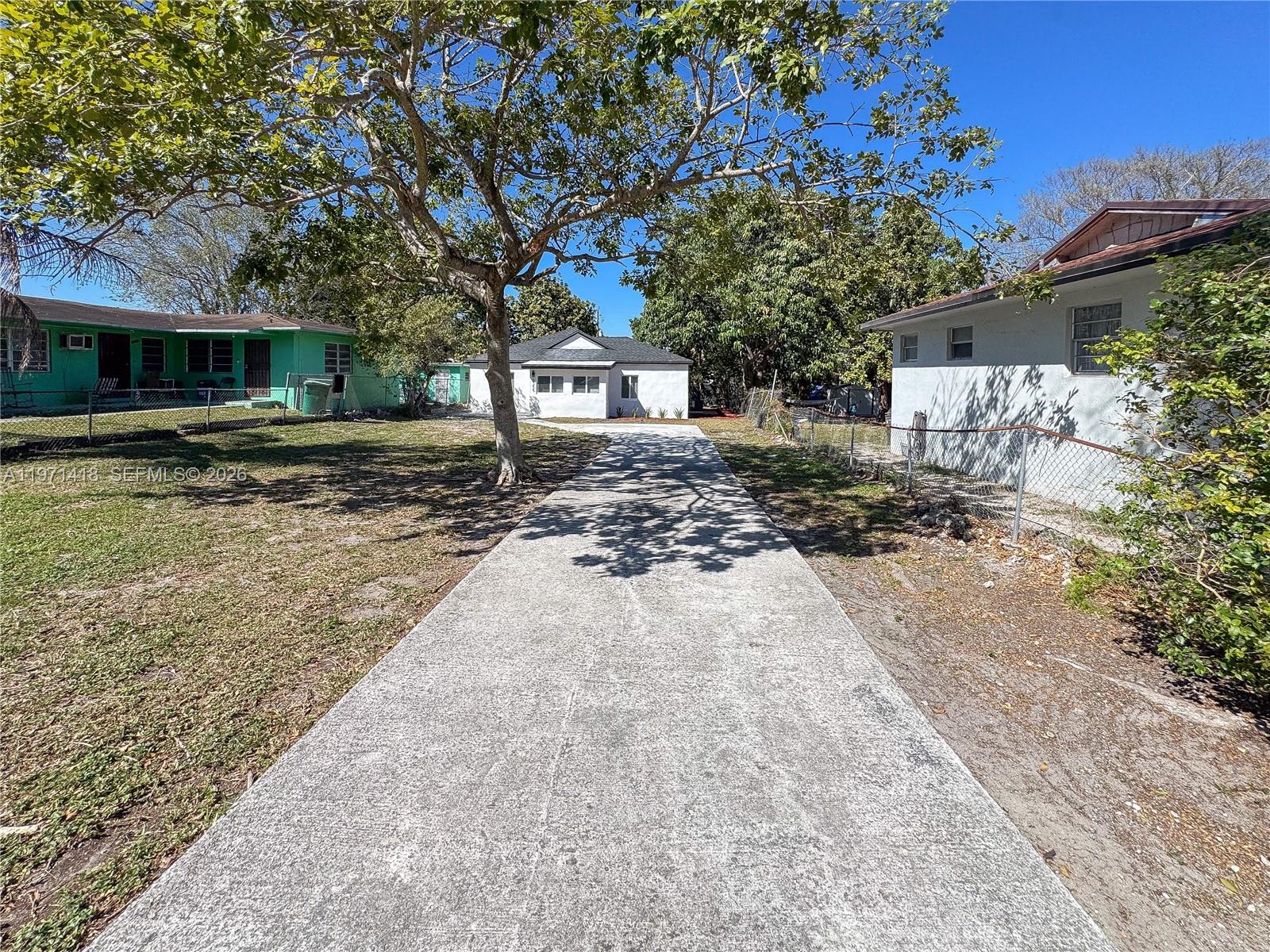 MIDWAY PARK - Residential