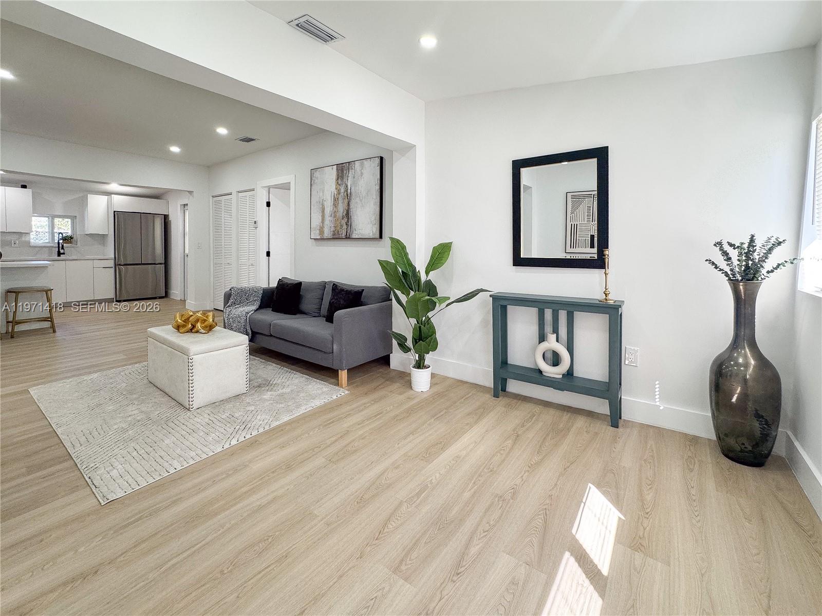 MIDWAY PARK - Residential