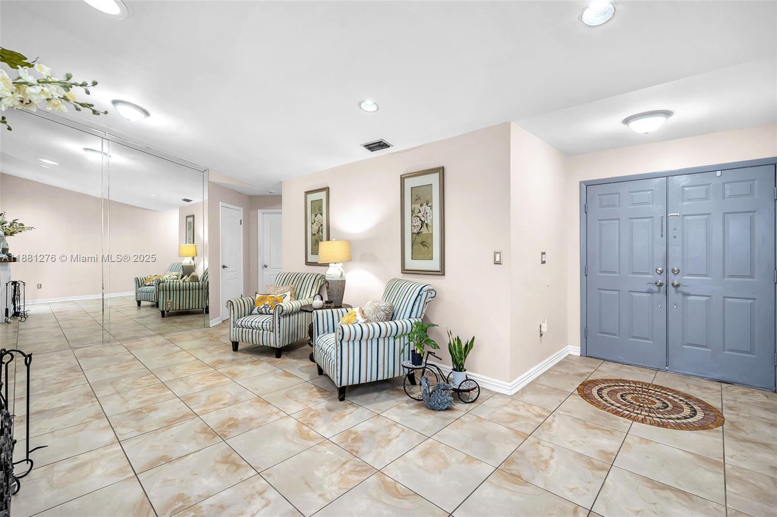 LAKES OF PALM SPRINGS - Residential