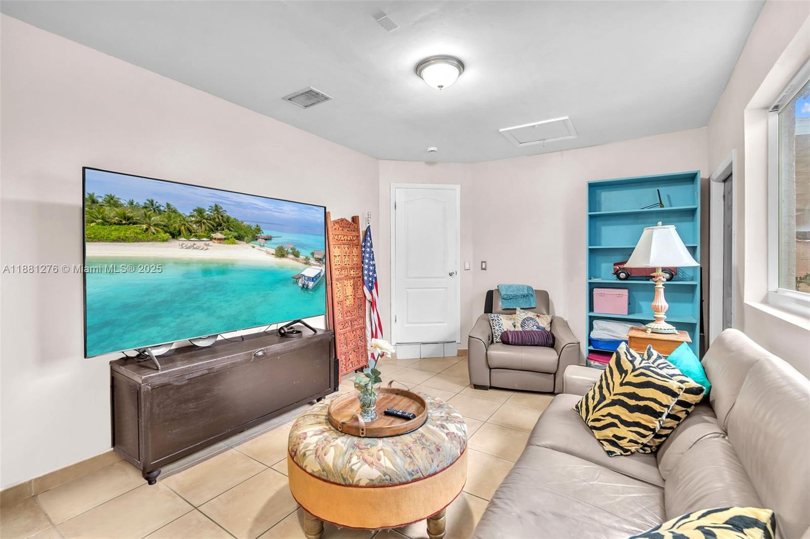 LAKES OF PALM SPRINGS - Residential