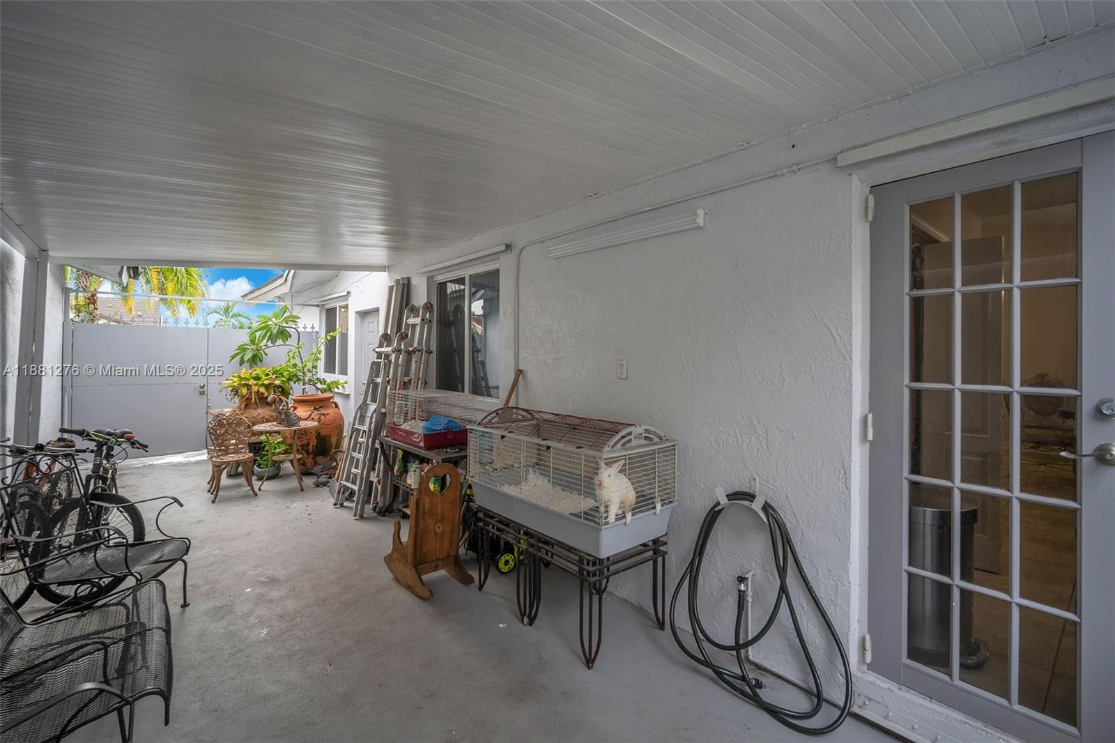 LAKES OF PALM SPRINGS - Residential