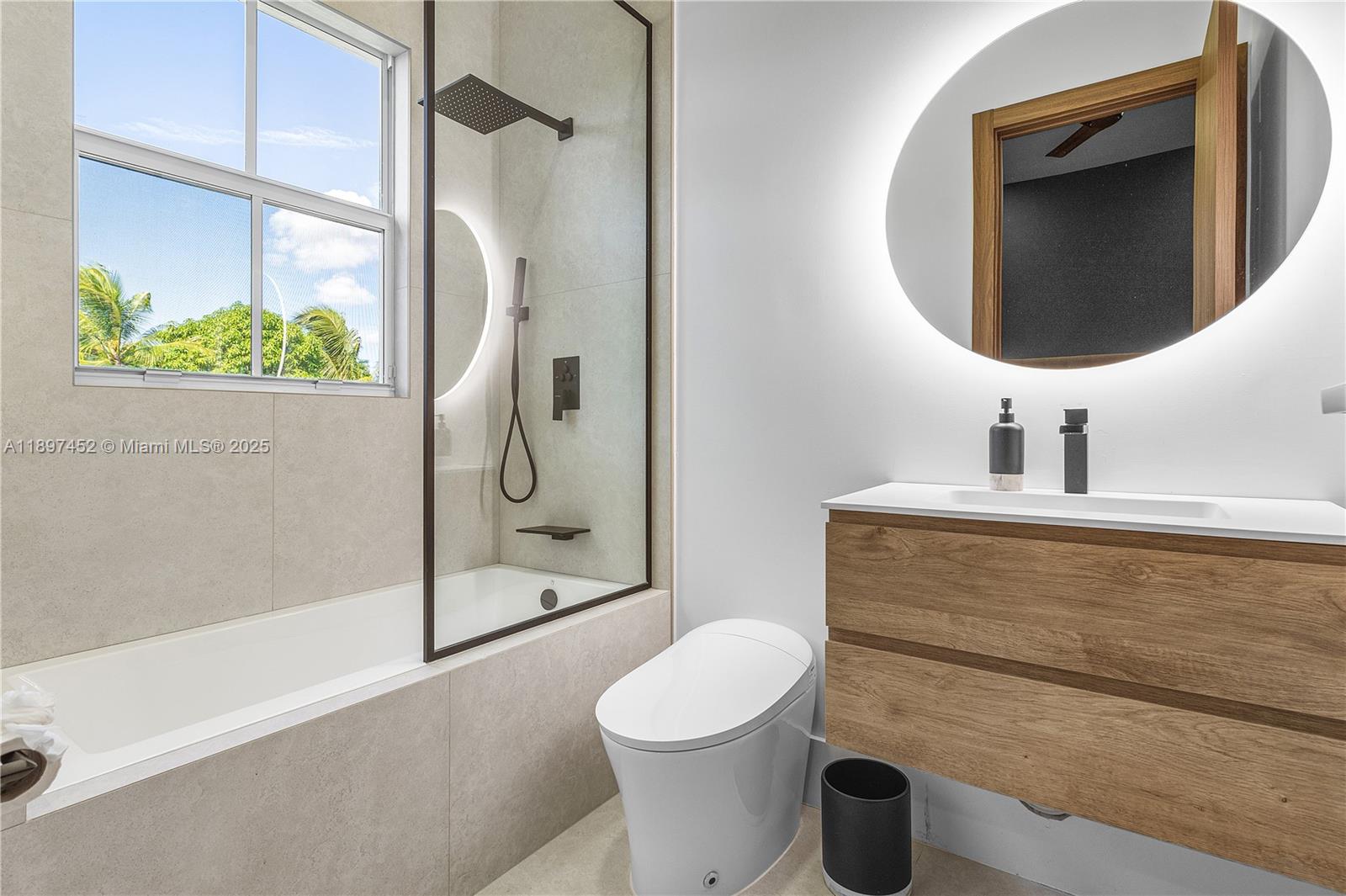 FLAMINGO ROAD ESTATES - Residential