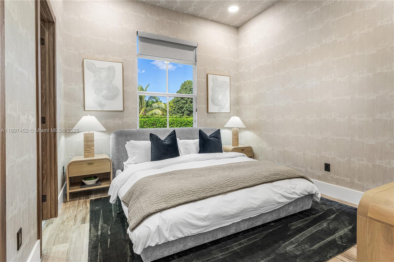 FLAMINGO ROAD ESTATES - Residential