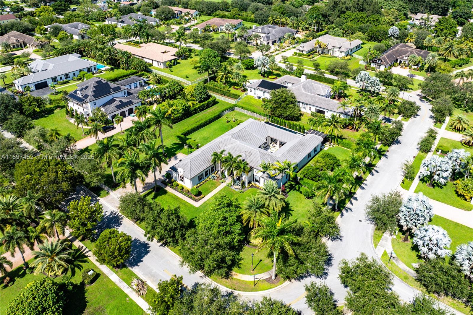 FLAMINGO ROAD ESTATES - Residential