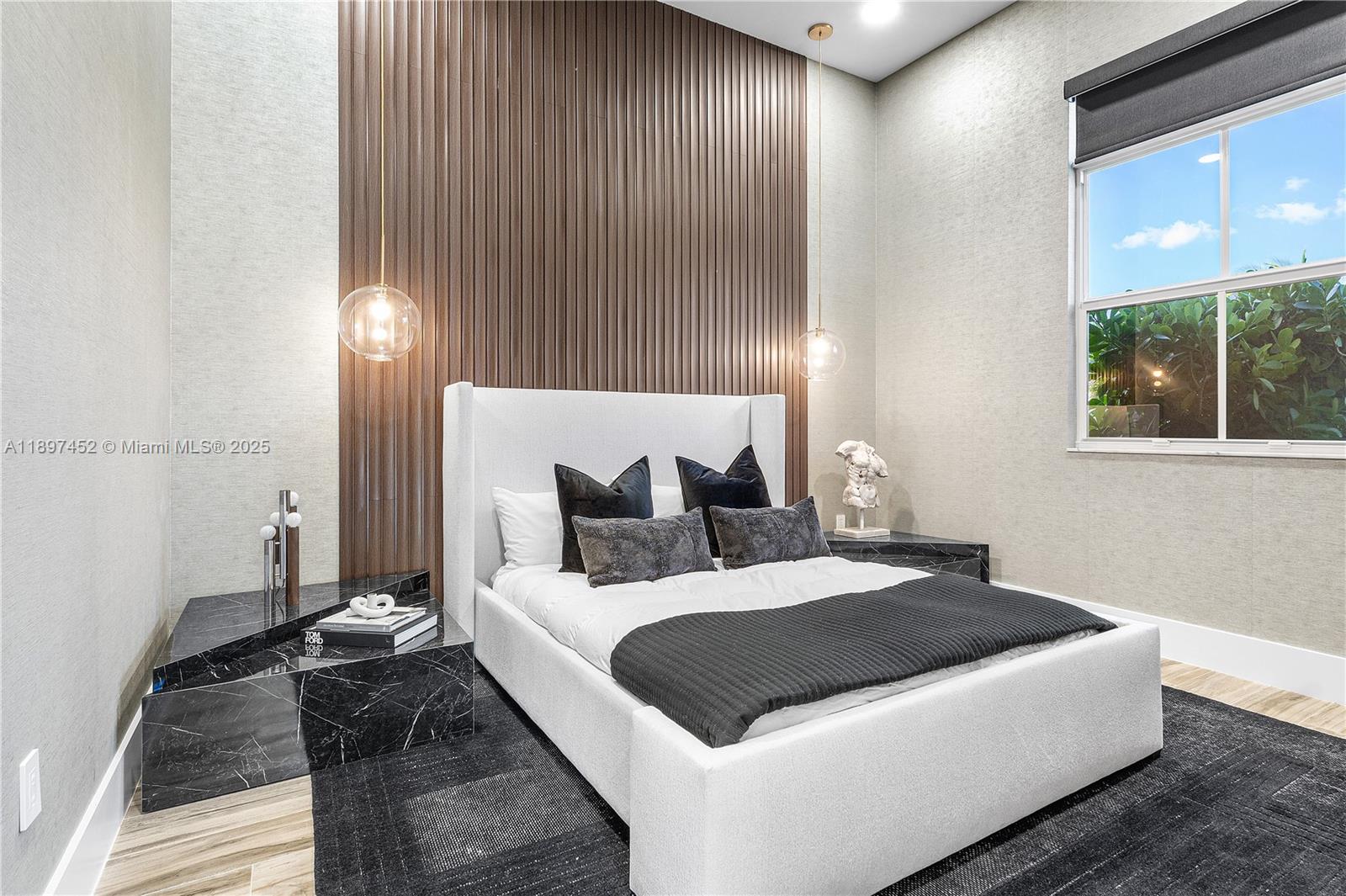 FLAMINGO ROAD ESTATES - Residential