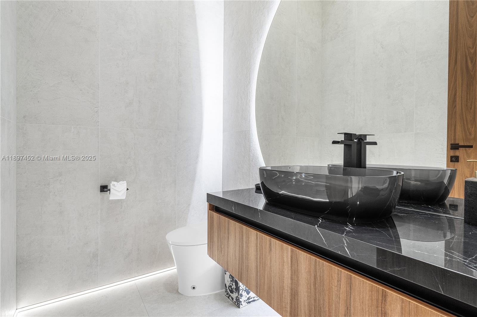 FLAMINGO ROAD ESTATES - Residential