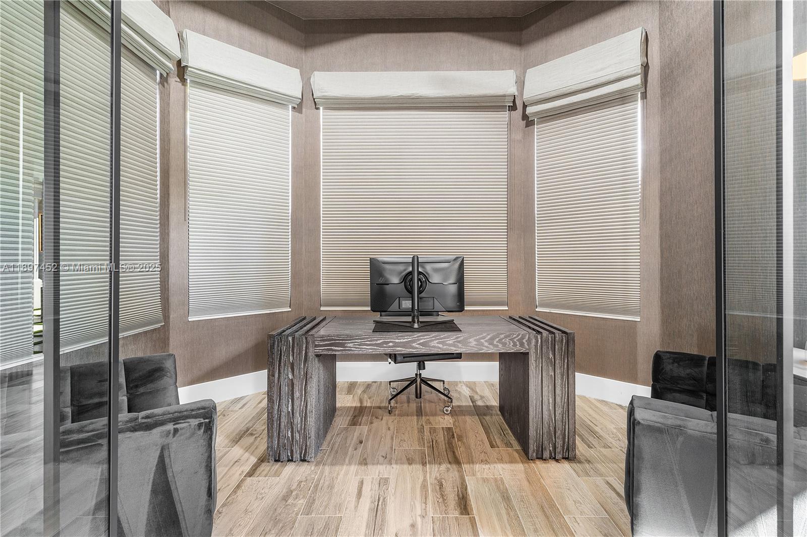 FLAMINGO ROAD ESTATES - Residential