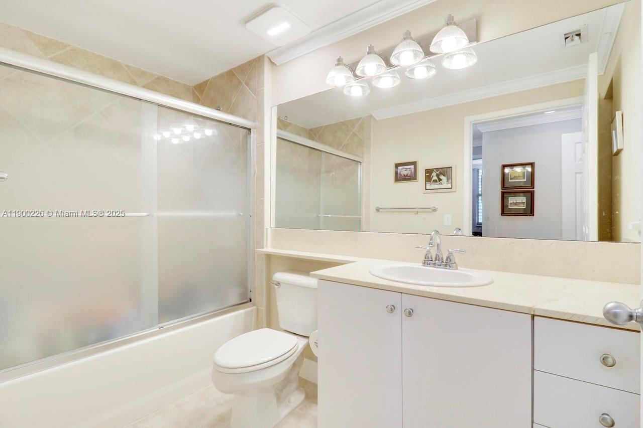 MOORINGS AT LANTANA CONDO - Residential