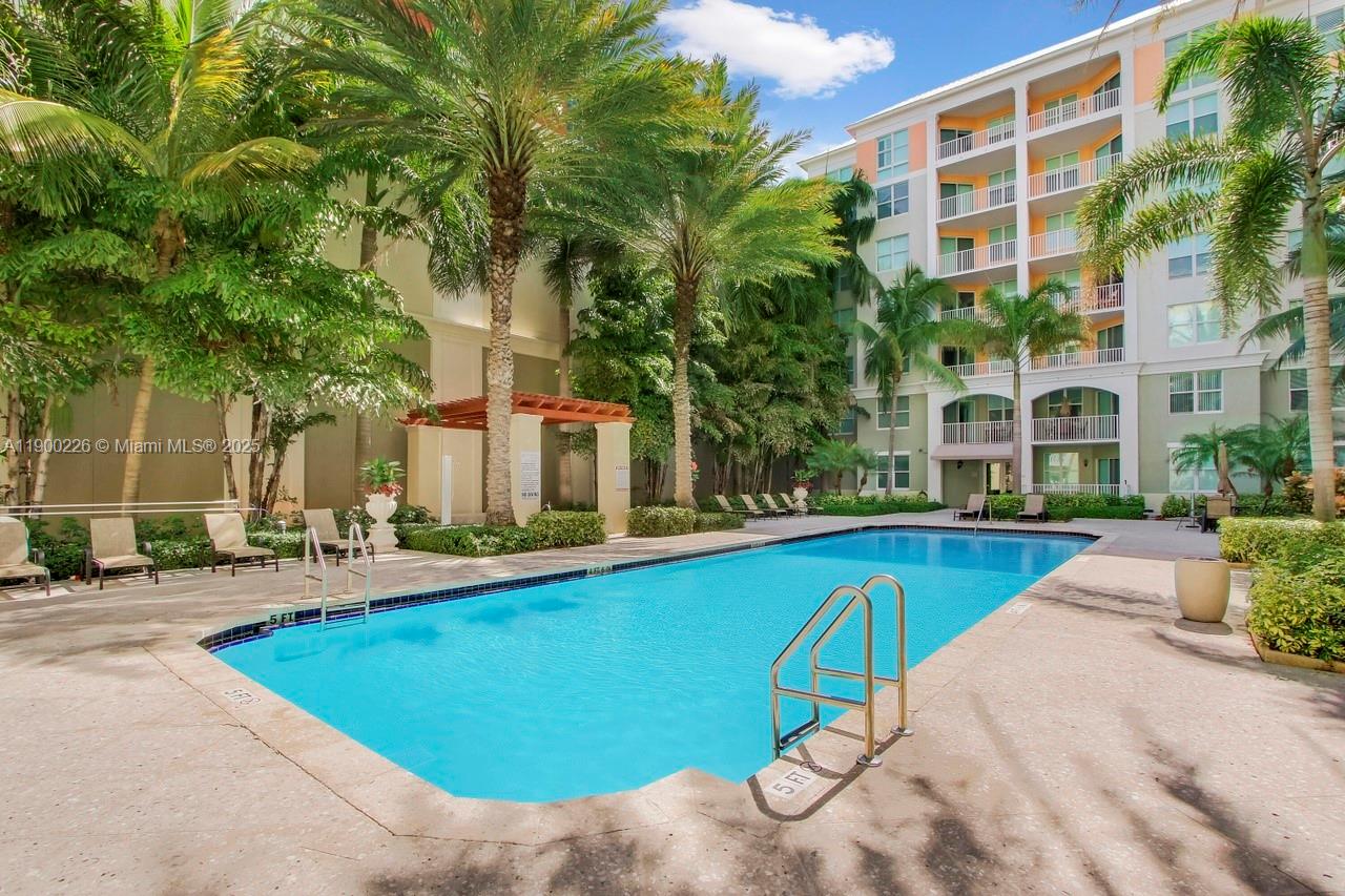 MOORINGS AT LANTANA CONDO - Residential