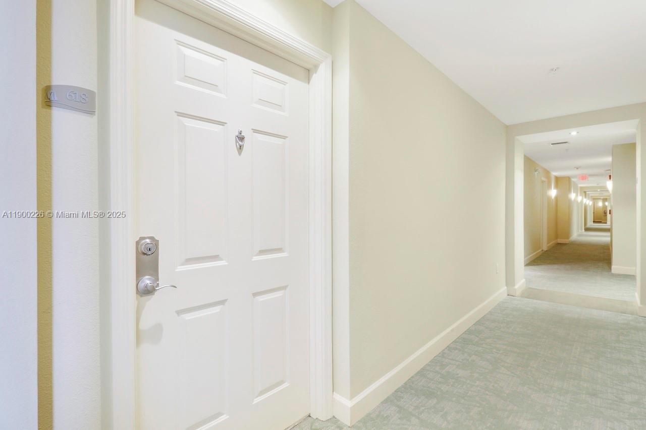 804 E Windward Way 618