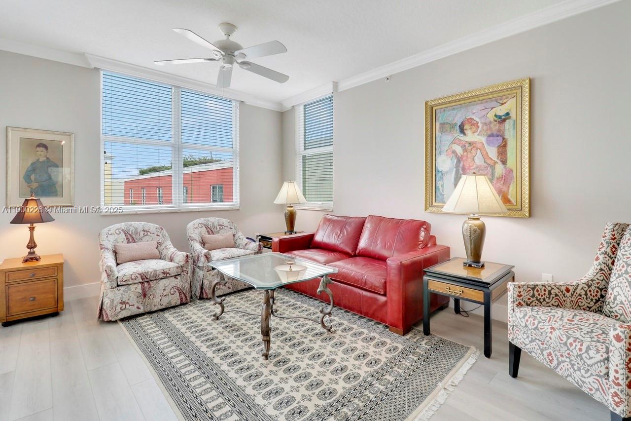 MOORINGS AT LANTANA CONDO - Residential