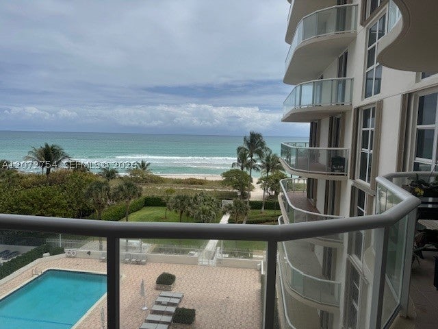 8855 Collins Ave 5B