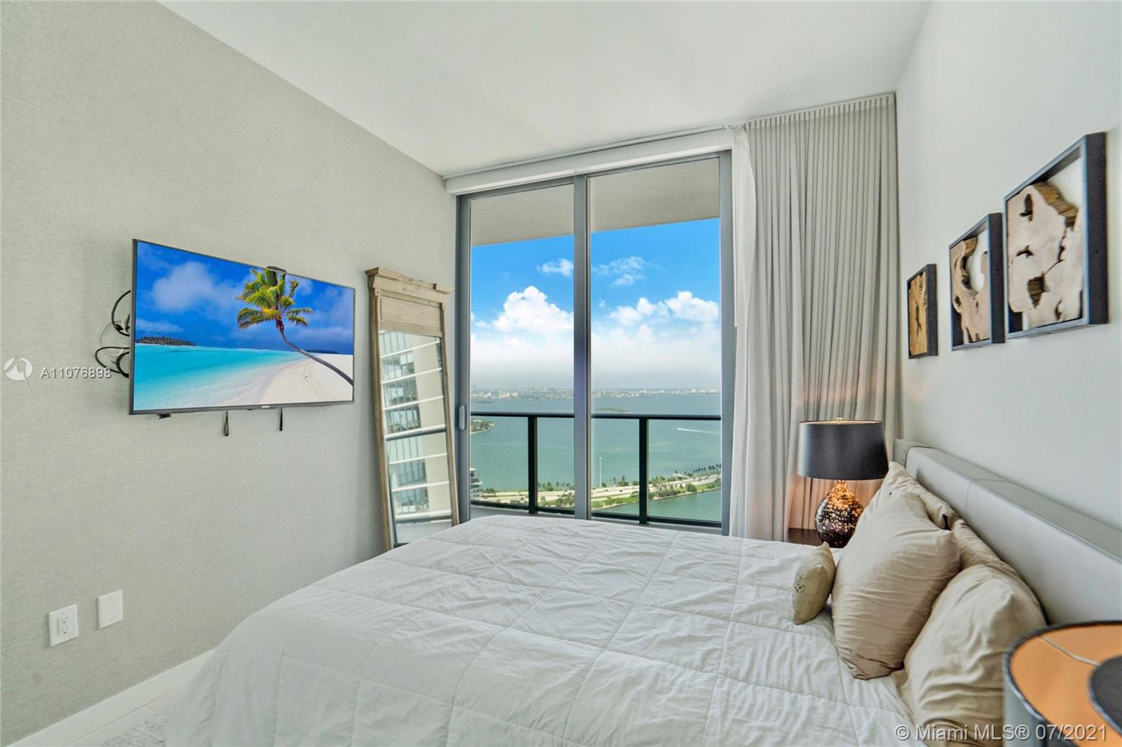 PARAISO BAYVIEWS CONDO - Residential Lease