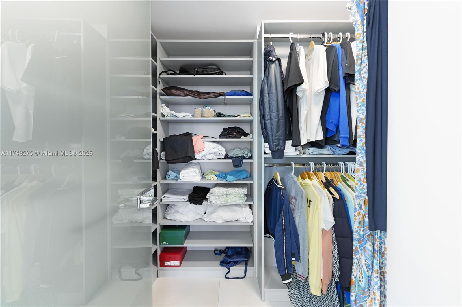 THE HARBOUR SOUTH CONDO - Residential