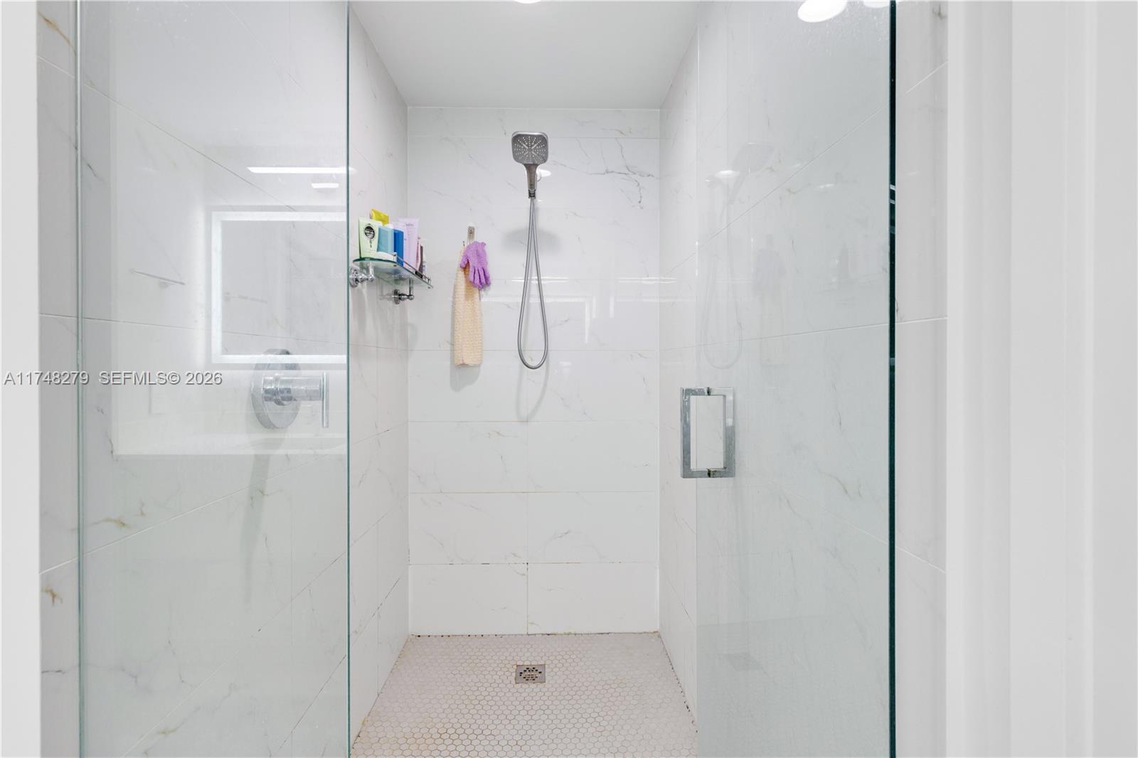 THE HARBOUR SOUTH CONDO - Residential