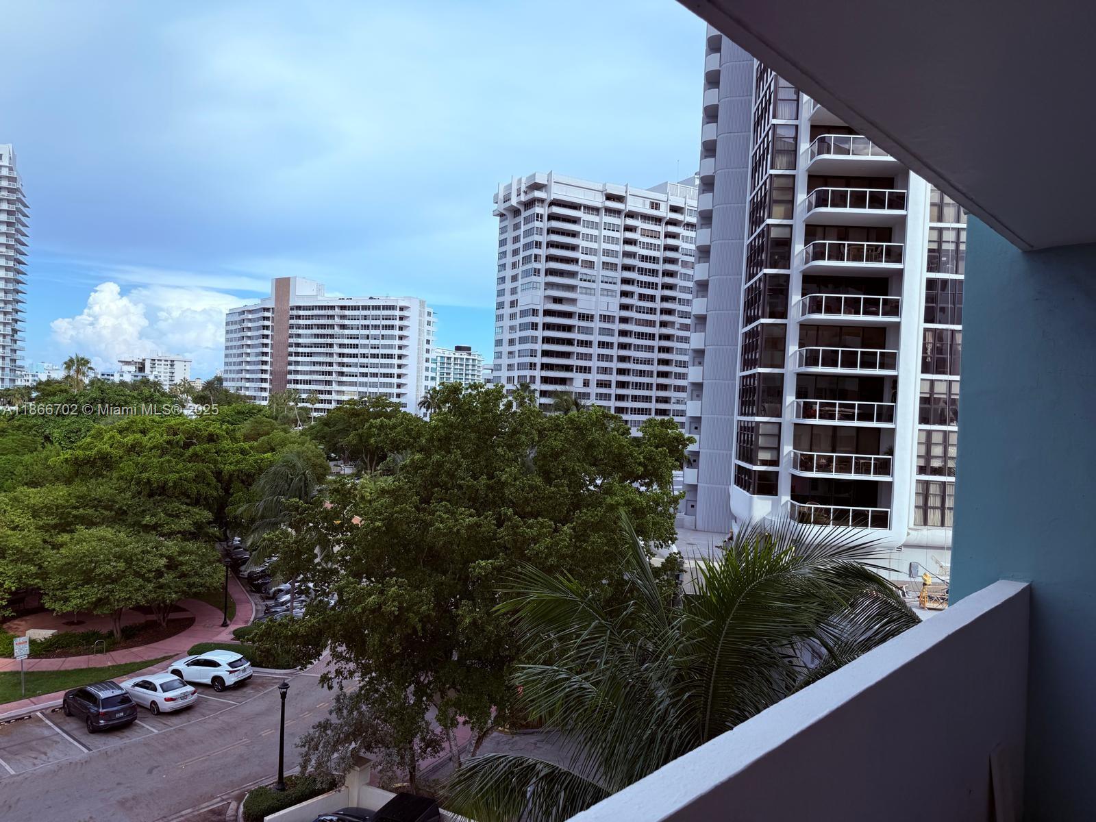 5 Island Ave 5J