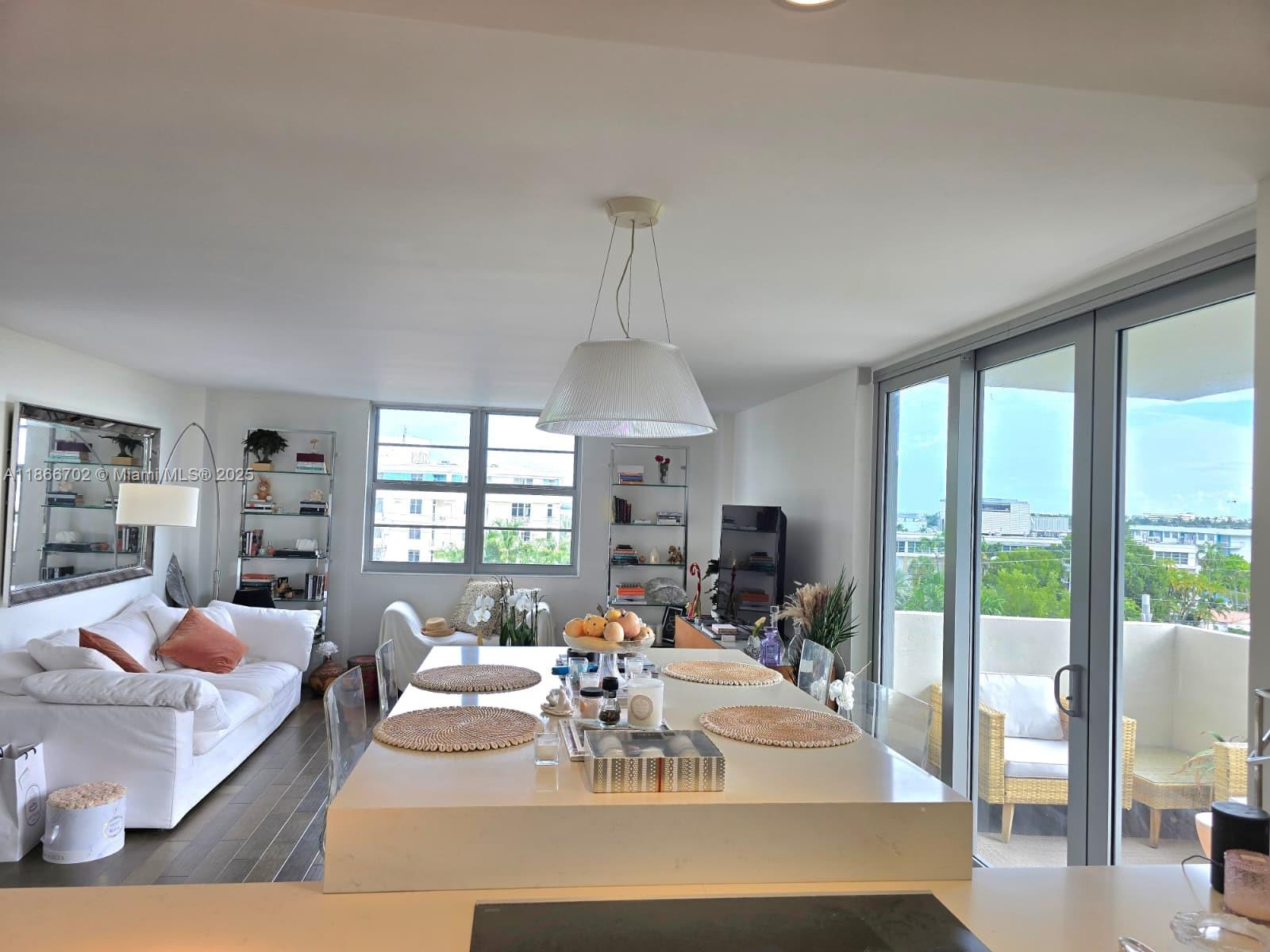 ISLAND TERRACE CONDO - Residential