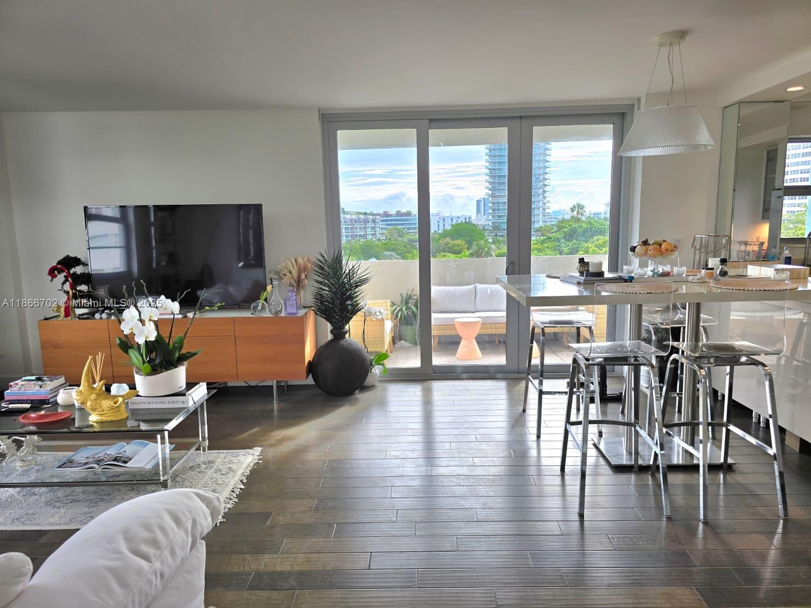 ISLAND TERRACE CONDO - Residential