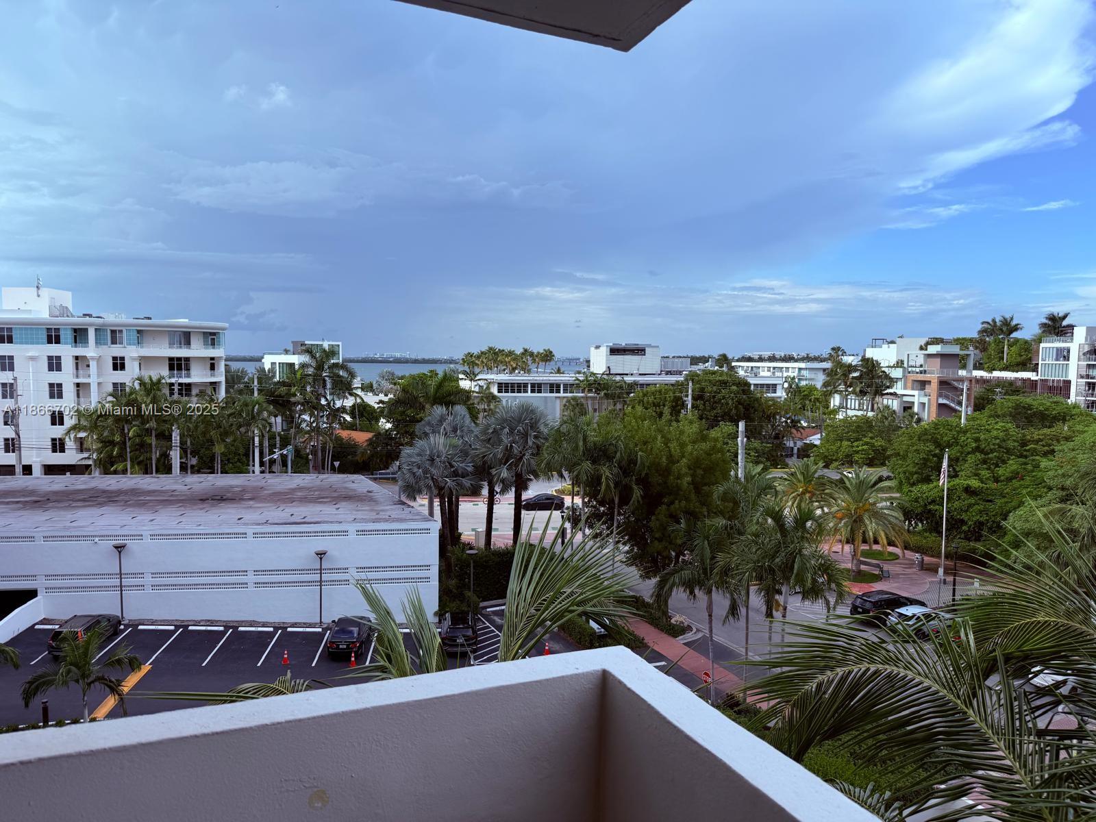 5 Island Ave 5J