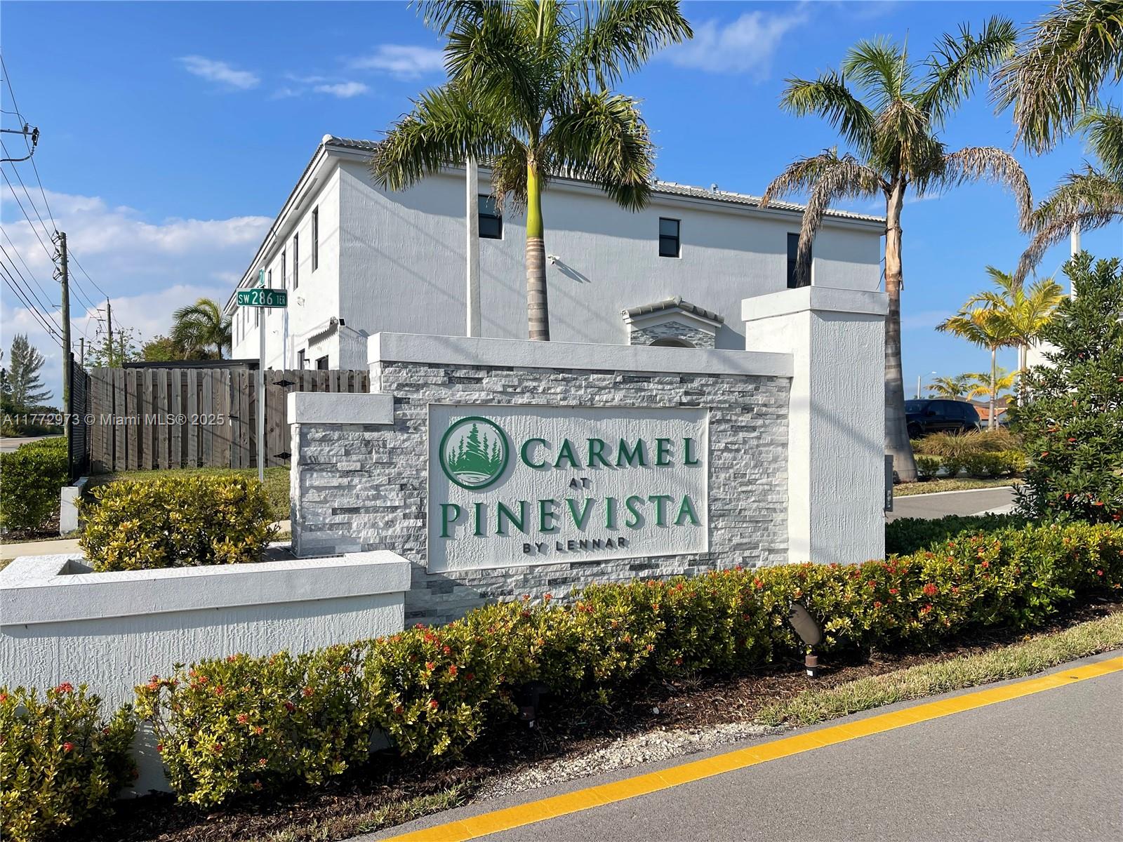 28620 Sw 131st Ct, Miami, Broward County, Florida - 4 Bedrooms  
3 Bathrooms - 