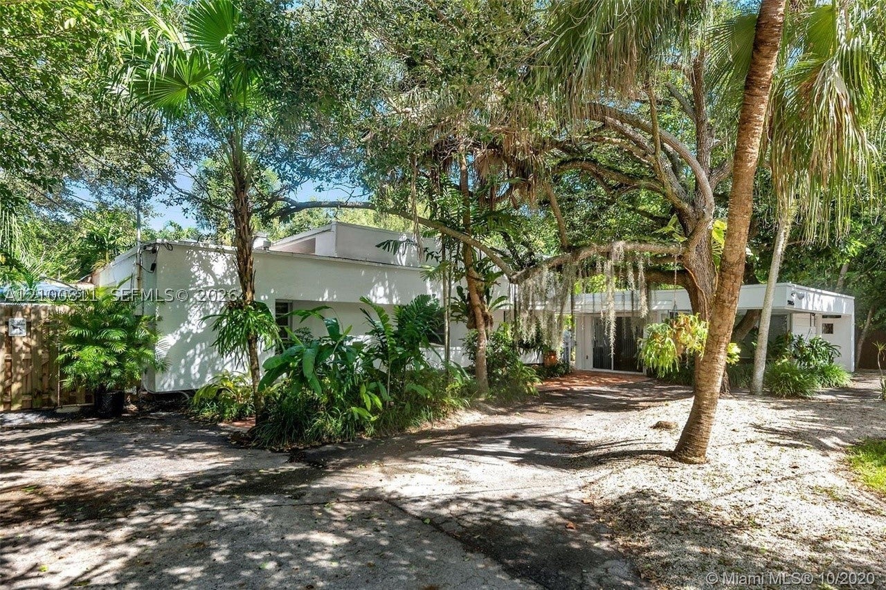 5845 SW 88th St