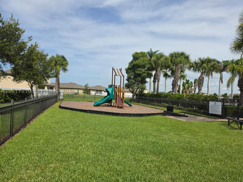 Photo of 831 Bent Creek Dr, Fort Pierce, FL 34947 (MLS # A12017810)