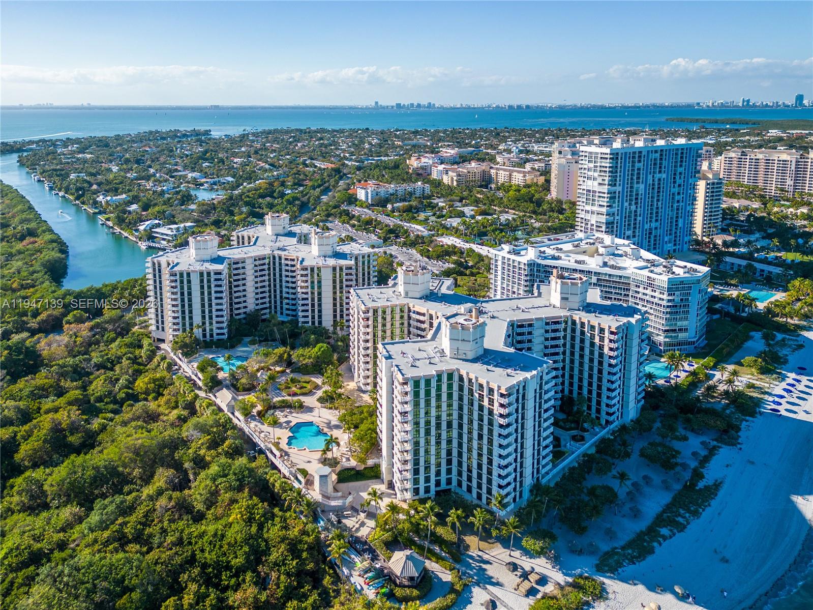 TOWERS OF KEY BISCAYNE CO - Residential